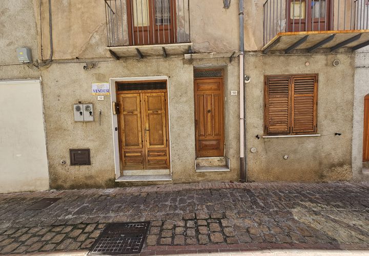 Landsbyhus i Collesano, Palermo, Collesano - € 39.000 | Ref: 10615 - foto 1